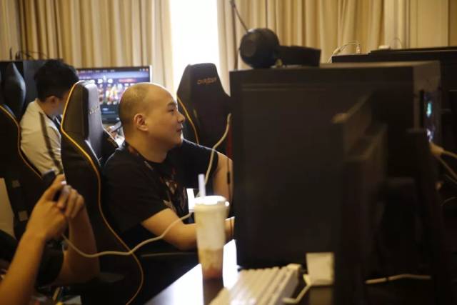 LCS选手工会发布正式公告：结束罢工，夏季赛将于14日开赛