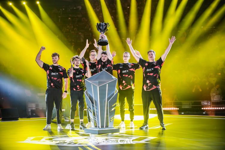 FunPlus Phoenix 官方公告：AD选手 Xingye 从今往后正式离队